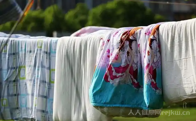 曬被子可以去除螨蟲嗎？有什么去除螨蟲方法嗎？